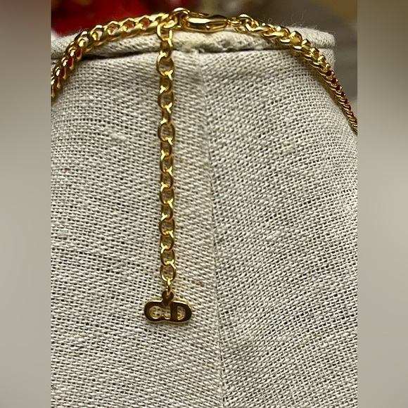 CHRISTIAN DIOR CD Heart Vintage Necklace - Picture 8 of 8